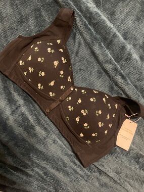 NWT Daisy Bra snap front closure size 2XL